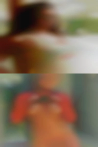 Kiss an and horny woman kissed!